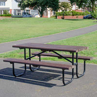 Présentation de la Table de pique-nique Bowland™ conçue par Glasdon